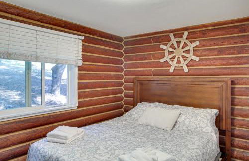 Lakefront Bliss Coeur dAlene Cabin with Dock! - Foto 12