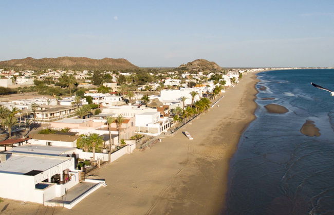 Bahía de Kino Day Trip - Photo 1