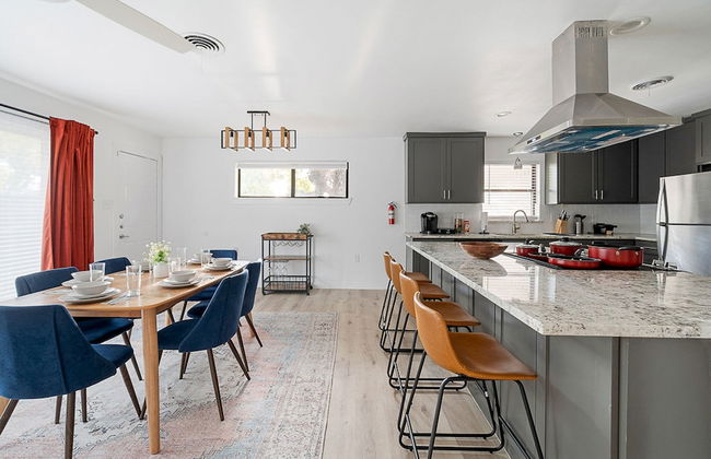 The Oak King Bed Huge Backyard - Foto 1