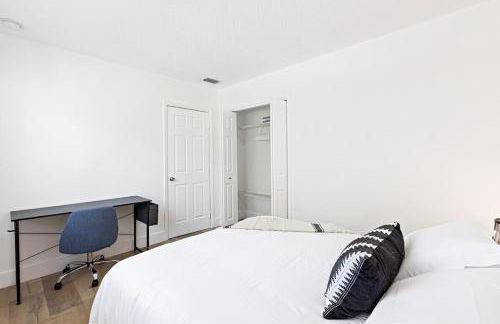 Lovely 2 BR Condo With Free Parking on Premises - Foto 29