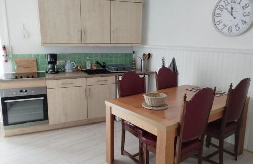 Gîte Déco terrasse ensoleillée et Wi-Fi - Foto 15