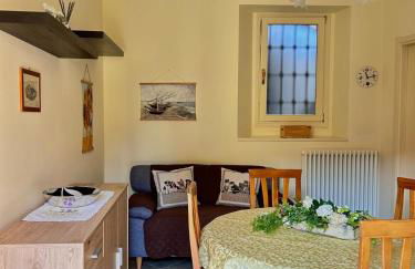 TRA MONTI E LAGO - Foto 3