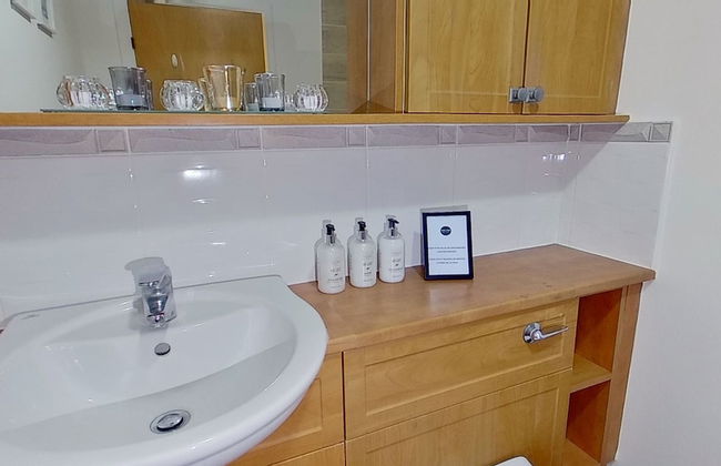 Orange Apartments Bothwell Road - Photo 33