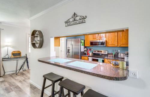 Fairfield Bay Home On Golf Course with Fenced Yard! - Foto 5