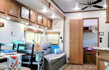 Bird House, Romance Glamping Pup Paradise Near River ADA - Photo 6