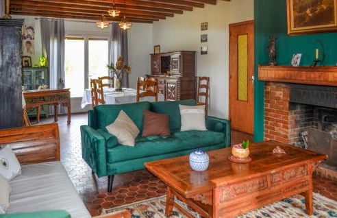 Cozy Home In Saint Saud Lacoussière - Foto 4