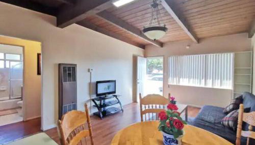 Bright and Modern 2BR with Parking - Foto 4