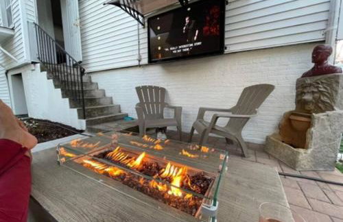 The Pearl-Lovely Victorian Home with Bed and Breakfast Energy - Foto 4