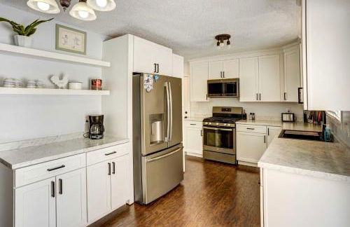 Cozy Sioux Falls Home - 7 Mi to Downtown! - Foto 8