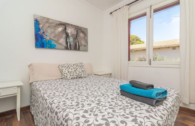 Es Pins in Es Carregador - Photo 15