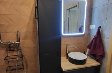 Apartament w Centrum Luksusowy, Klimatyzacja, Full Opcja, Zameldowanie 24h, Duży Parking, Balkon, PlayStation 5, Ekspres, Netflix, Winda, FV, Nowy Budynek - Foto 21