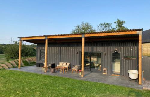 Hazy Hollow - Foto 1