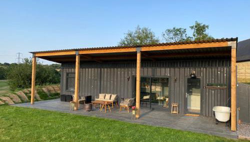 Hazy Hollow - Foto 1