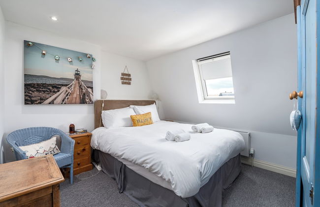 Family Tales by Underthedoormat - Foto 1