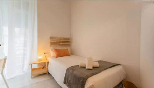 Your apartment in the heart of Valencia - Photo 2