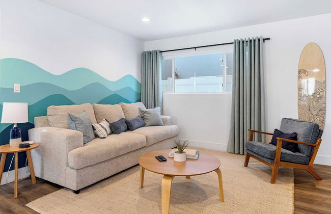 Coastal-chic Newport Stay Steps to the Beach, Dining & Boardwalk Optional Add-on Unit - Foto 7