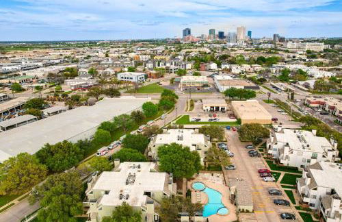 3 Mi to Dtwn Fort Worth! Condo with Hot Tub and Pool - Foto 28