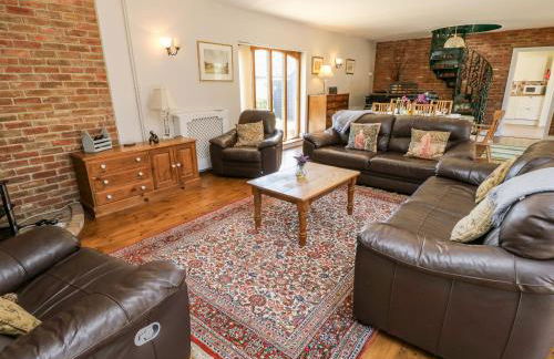 The Coach House - Photo 6