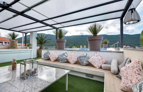 Holidays Roko - Sea View Apartments with Pool - Foto 30