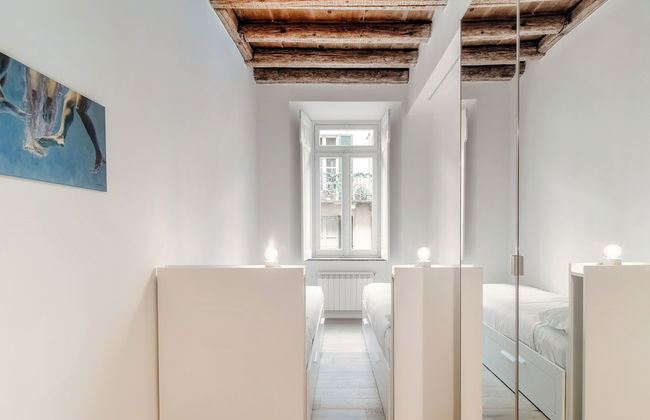 Pleasant Family Apt next to Lake Como - Photo 4