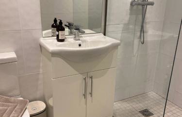 The Old Gin Distillery est 1850 - Foto 11