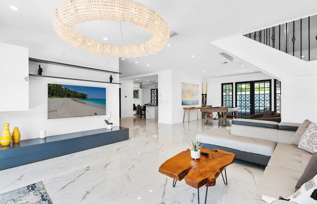 Amazing 7 BR Villa With Heated Pool Near the Beach - Foto 29