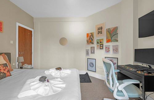 Designer 1-Bed Flat, 1-Min to Tube, Fast Central London Access - Foto 39