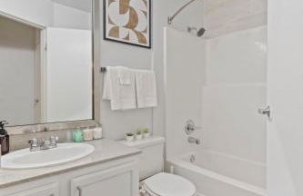 Downtown Indy 2BR - Stadium, Convention - Arcade Games - Skywalk - Foto 8