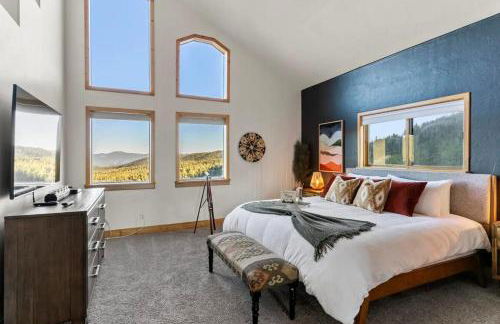 Family Mountain Getaway w Hot Tub and Amazing Views! Close to Hiking & Skiing - Foto 14