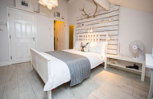 James' Place at Dowlais - Photo 129