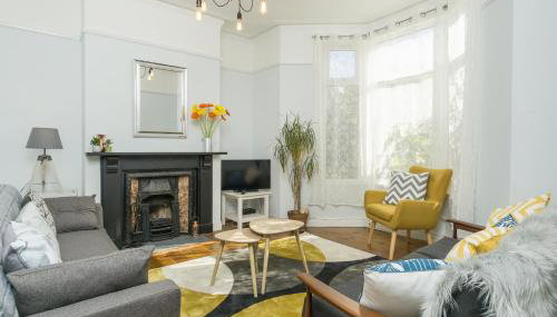 House for Families or Groups near Cardiff City Centre - Foto 1