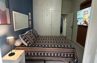 charmoso apartamento na quadra da praia - Foto 2