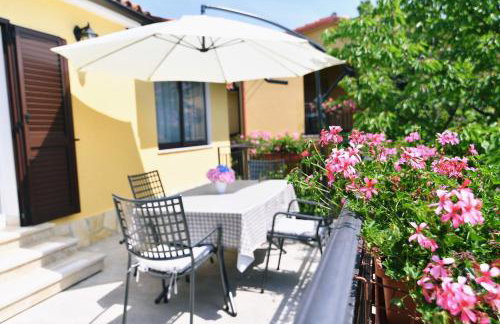 Charming Holiday Home With Terrace and Garden - One Bedroom Holiday Home - Foto 9