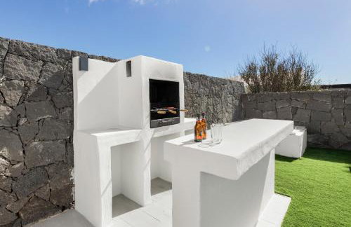 Villa Cactus - Large Private Plot - Heated Pool & BBQ - Luxury Vacation - Foto 9