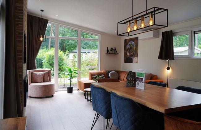 Beautiful Chalet With a Fireplace in a Wooded Area - Foto 14