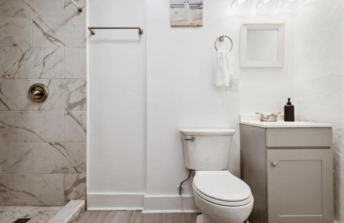 Clubhouse Cozy fast Wi-fi 6 min from Downtown - Foto 27