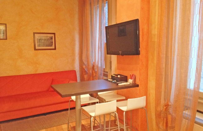 Holiday Verona - Photo 59