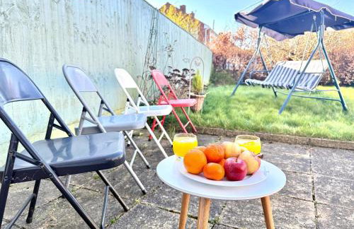 3-Bedroom spacious House, Private garden, Prime location, WiFi, Netflix - Foto 33