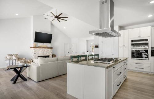 Mulligan Home - Waterfront, boat dock & community pools! - Foto 18