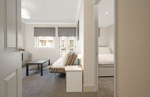 1BR Shawlands Walk To Queens Park with Parking - Photo 10