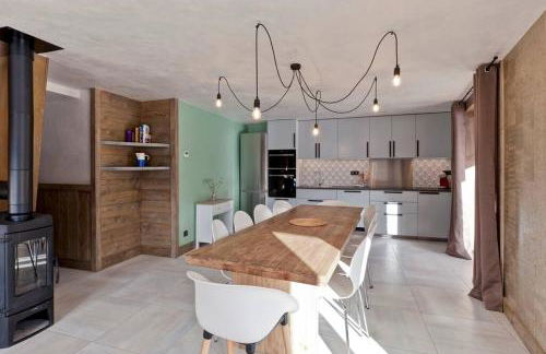 Lodge 10 personnes proche pistes et commerces belle vue - Foto 10