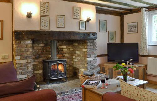 Henley Bridge Holiday Cottage - Photo 1