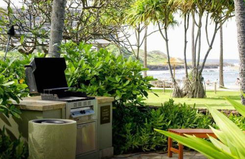 Glorious Beachfront High End Villa grass to sand - Photo 8