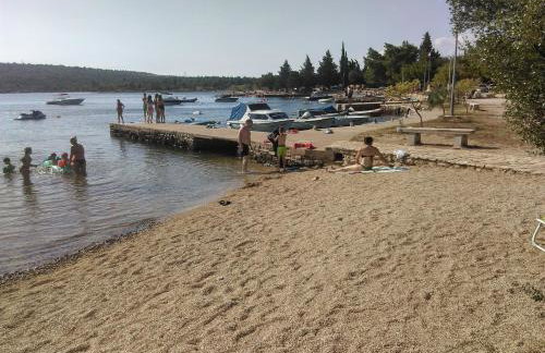 Apartman Ela Crna Punta - Foto 24