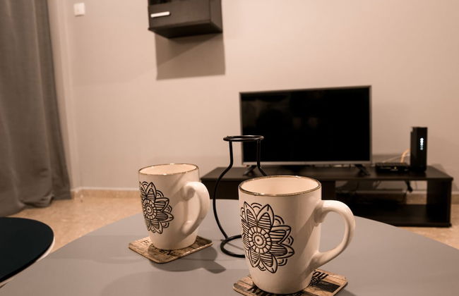 Youthfull Escape in Nicosia - Photo 17