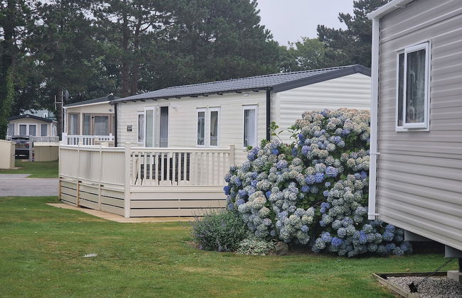 Welcoming 3 Bedroom Caravan 2 Min Walk to Beach - Foto 17