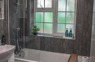 BlueCrest - Stylish 3 Bedroom, Parking on Request - Foto 29