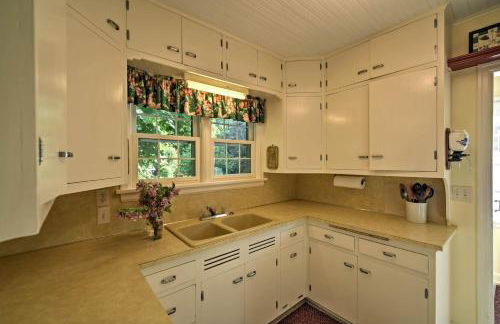 Family-Friendly Fish Creek Cape House with Deck! - Foto 7