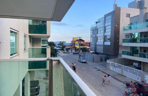 Residencial Ilha do Arvoredo - Praia de 4 Ilhas, próximo ao mar. - Photo 12