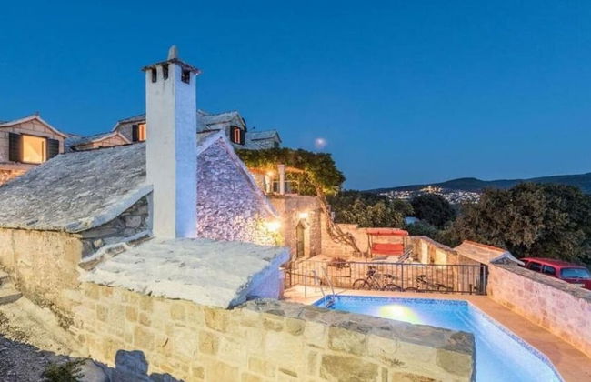 Mari 1 - With Pool - H - Photo 42